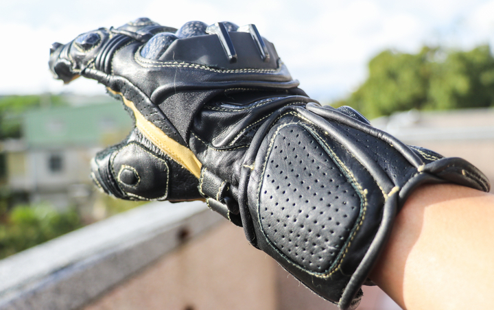 平价摩托车手套测评,冬季骑行手套摩托车测评