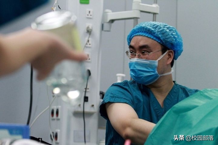 麻醉学和临床医学哪个难学,医学专业麻醉学主要学什么