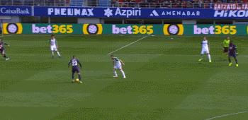 库库雷利亚巴萨首秀,巴萨青训左边卫新星库雷利亚