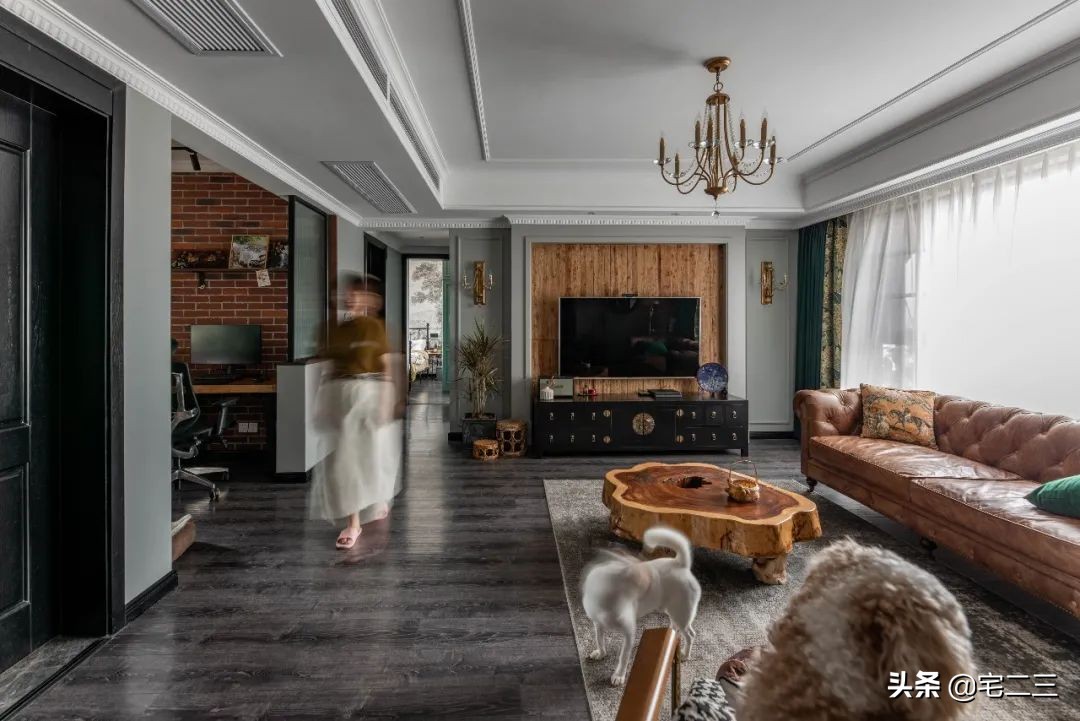 嗜好旧物的90后,用柔软的心构建家中岁月感