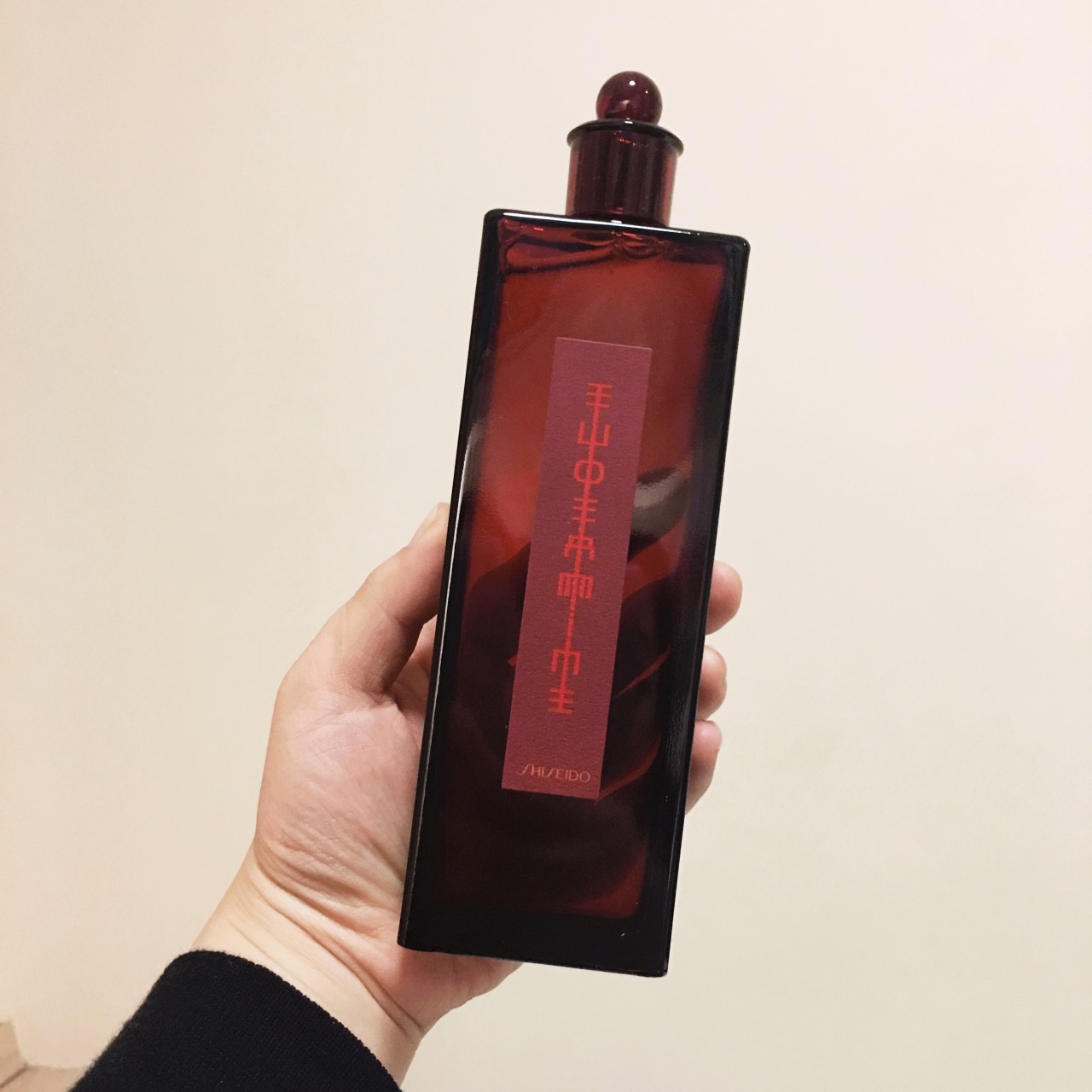 收缩毛孔最佳的化妆水,收缩毛孔保湿化妆水