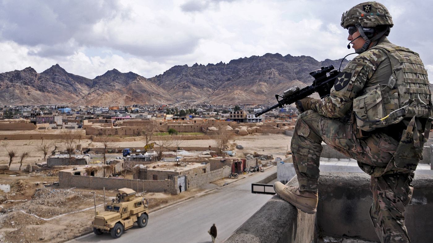 美国配不上“超级”二字？英国大骂其“不中用”，称只能算是大国