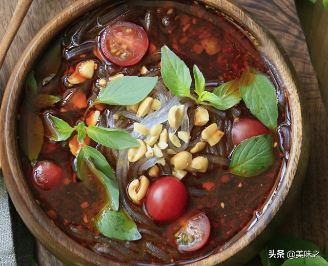 酸辣粉又酸又辣的做法,酸辣粉怎么做又酸又辣还超级好吃