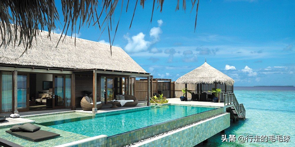 大海高尔夫球场,大海中央的球场