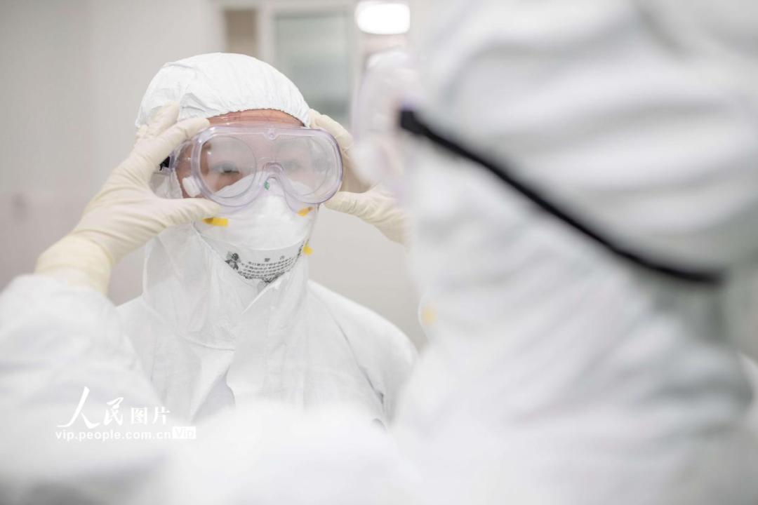 刘强东回怼苏宁完整视频,京东刘强东最近发言