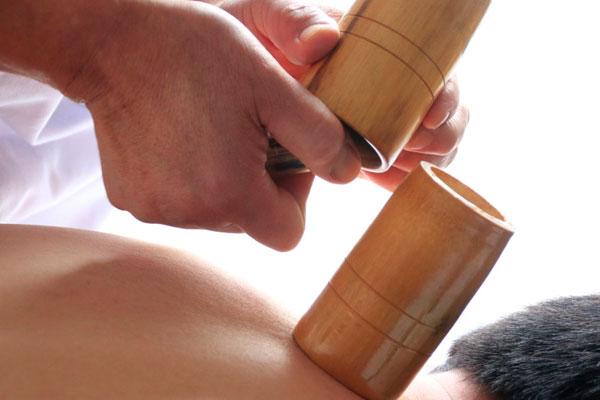 拔火罐后，为什么皮肤上会有黑紫印？