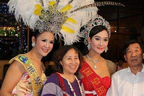 泰国的“人妖”，*引勾**游客的套路太深，已经有很多人中过招