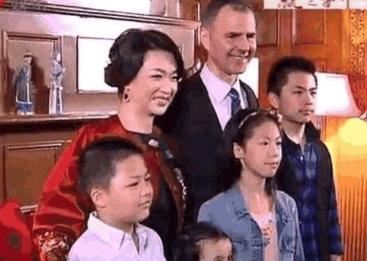 金星与鲁豫谈教育孩子完整视频,金星鲁豫有约谈家长会