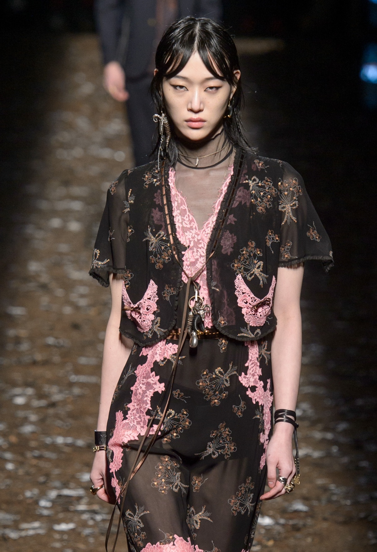 国民妹妹张子枫国民闺女关晓彤,关晓彤国民闺女颜值混剪