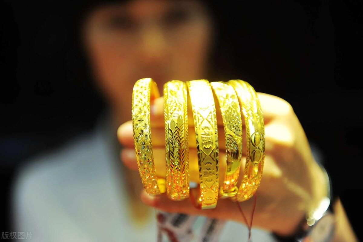 白金与钯金怎么区分,黄金和铂金的区别哪个更好