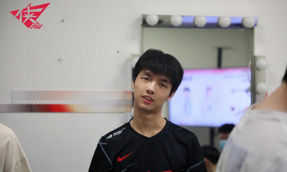 速看jdg对阵lng,jdg让一追二战胜lng