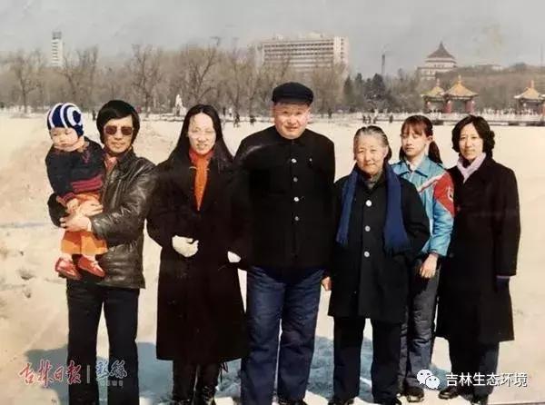 长春南湖日出图,今天的长春南湖