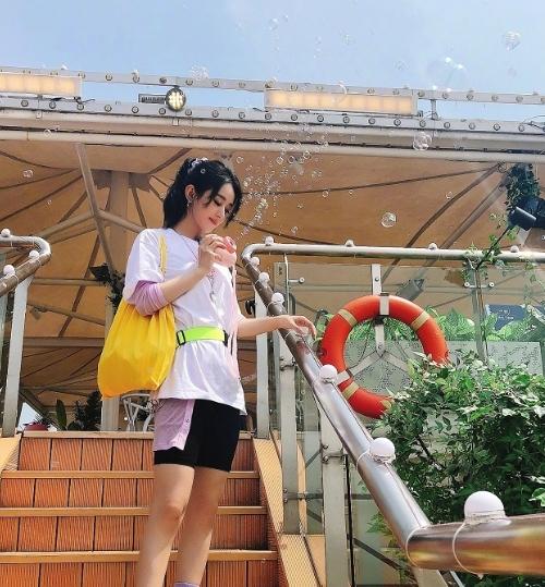 牛莉穿粉红色大衣,牛莉惊艳的古装造型