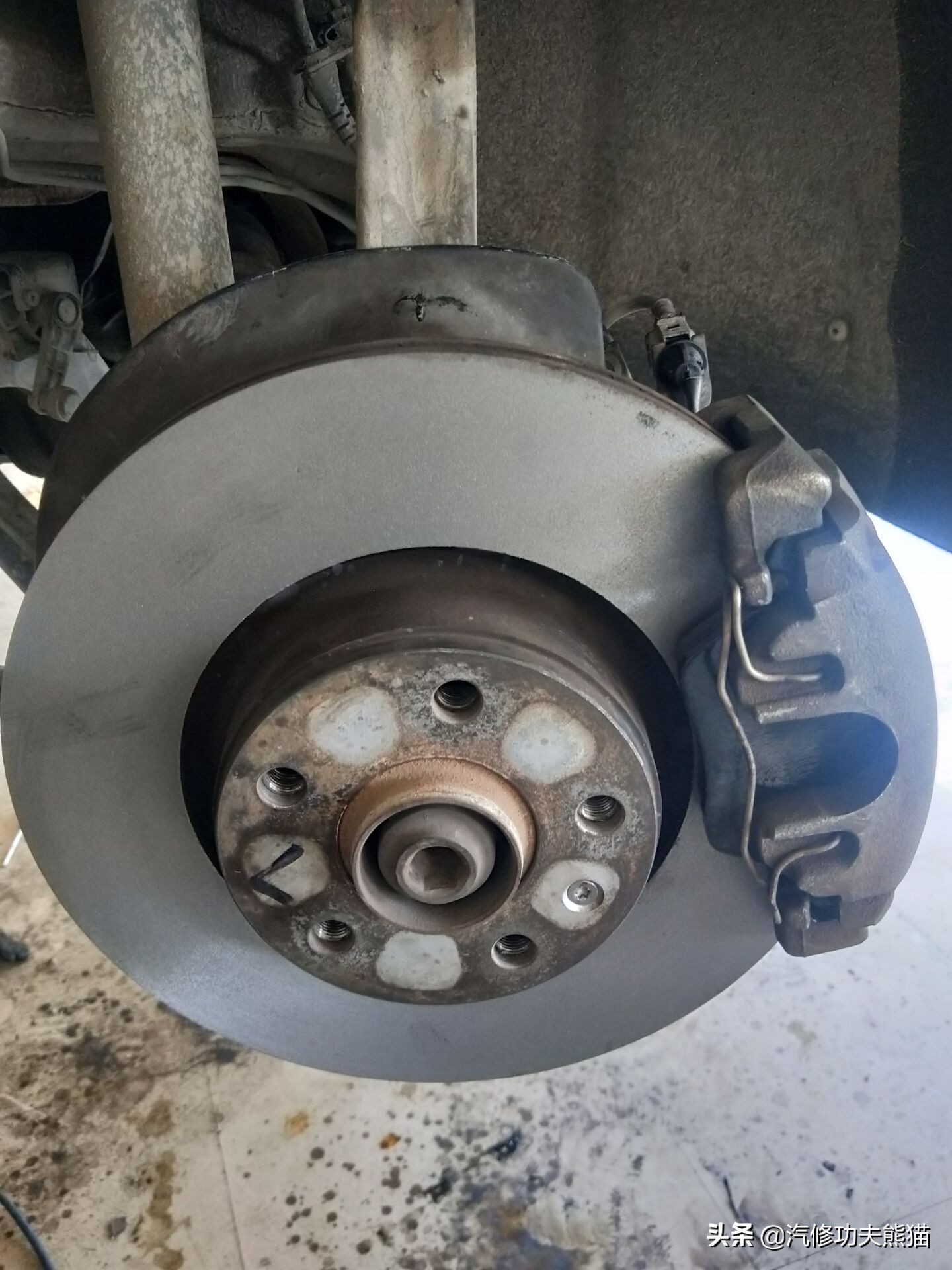 老款奥迪a6l烧机油的车型,最新款奥迪a6l质量怎么样烧机油吗