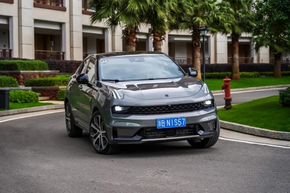 领克01phev和领克05phev,2022款领克05两驱耀halo测评