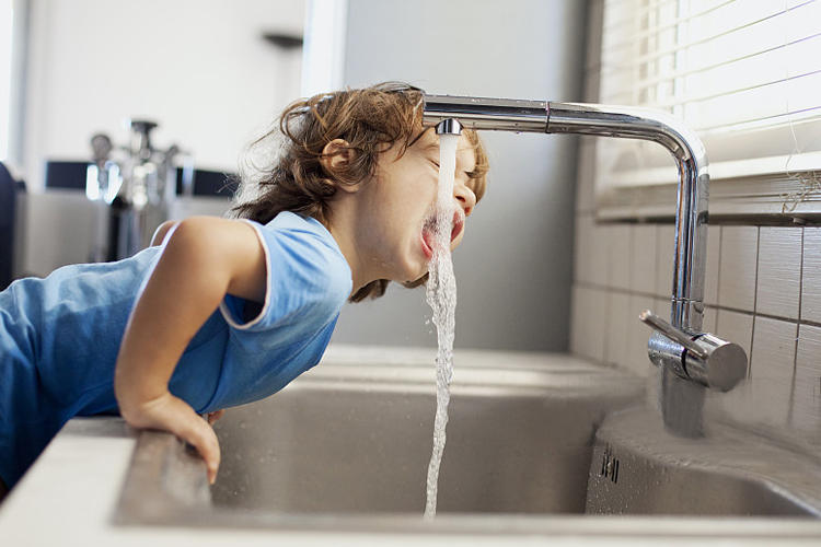 怎么选净水器净水效果最好,净水器有纯水和净水选哪个