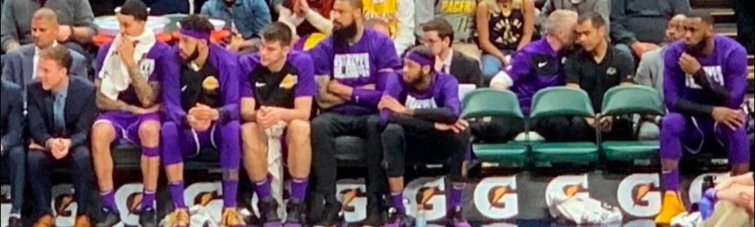 詹皇复出却输球湖人怎么了,詹皇再度爆发扛起湖人