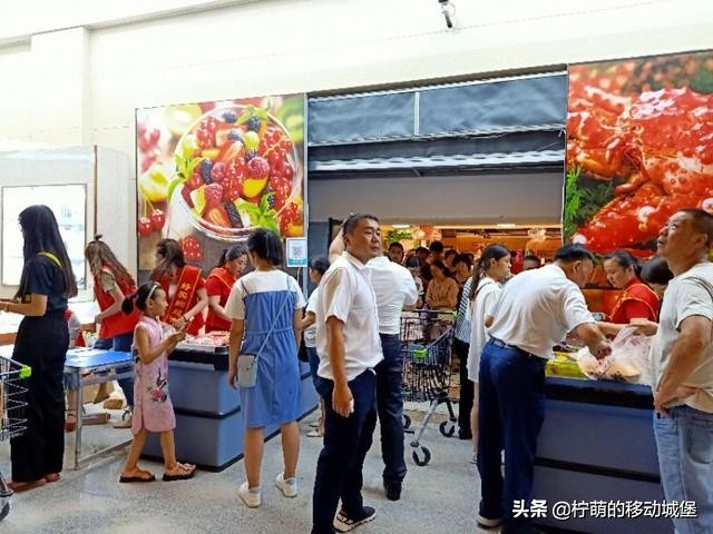 新泰综合体商场,新泰大的商场