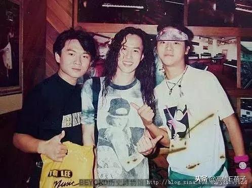 王菲谢霆锋张柏芝周迅窦唯关系图,王菲有什么魅力让窦唯谢霆锋喜欢