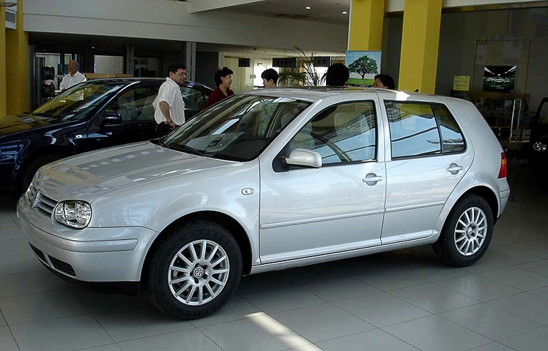 高尔夫8r和高尔夫gti有什么区别,高尔夫1到2万