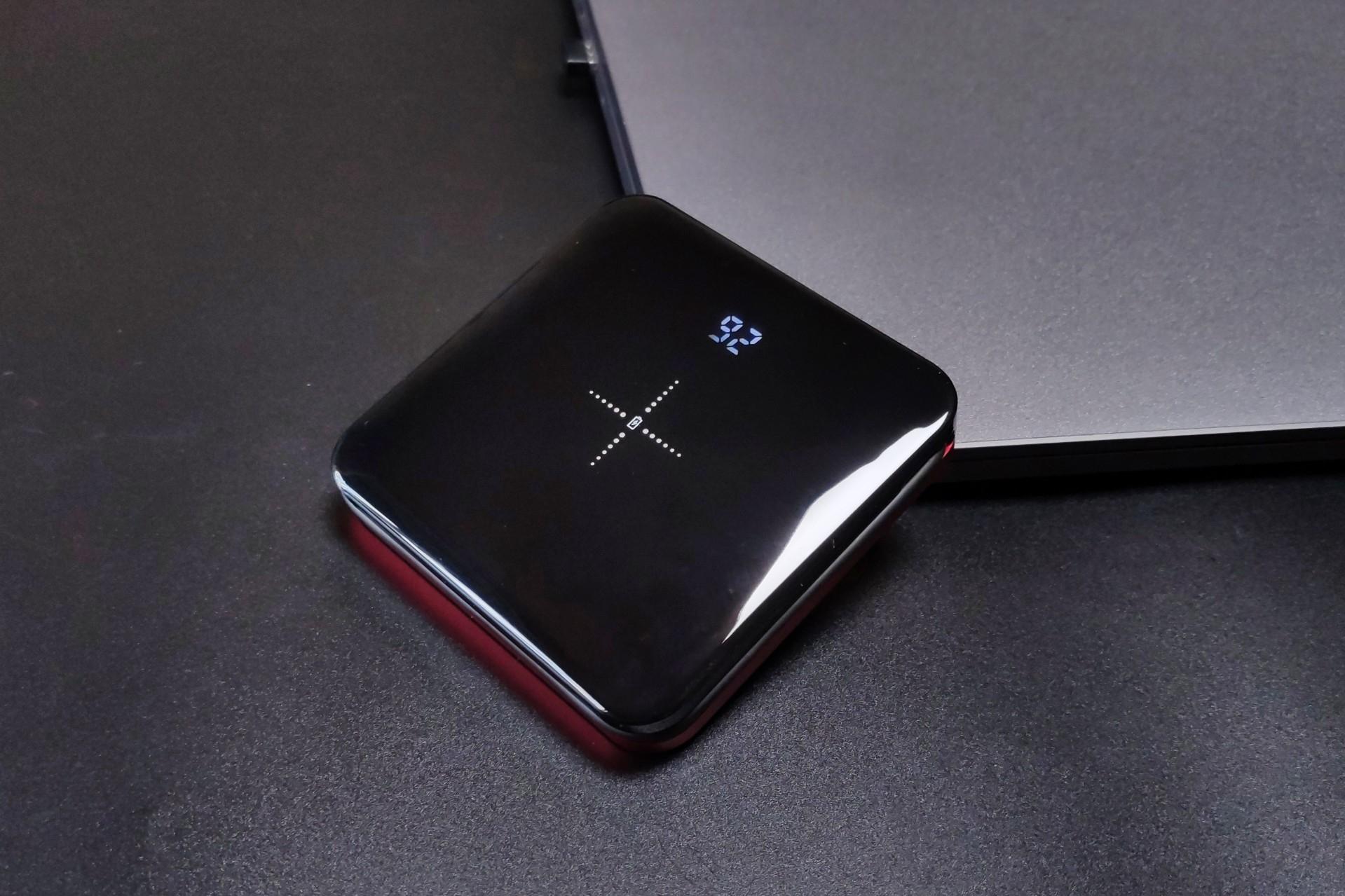 炫酷未来感充电宝,最有科技感设计感的充电宝