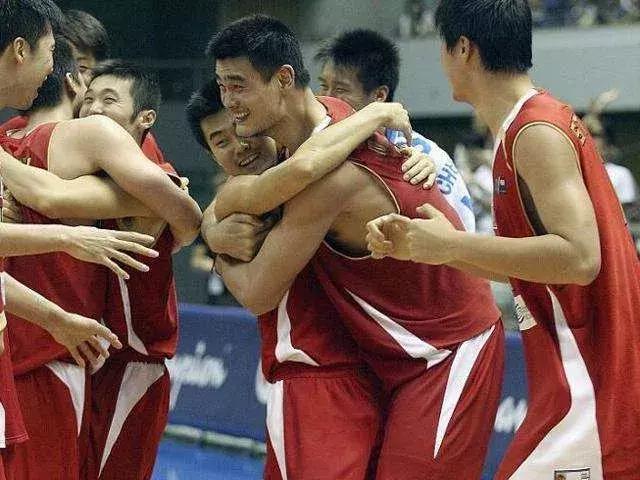 狂言君:篮球世界杯华山脚下还论剑?只不过是菜鸡互啄