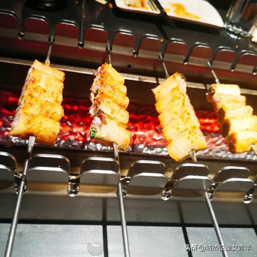 七荤八素的口腹之欲,七荤八素的口腹之欲是什么意思