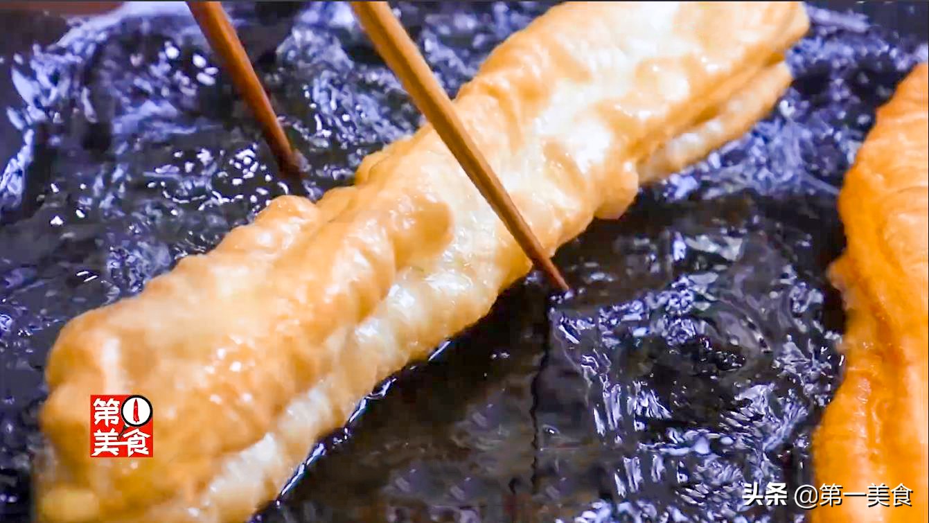 油条怎么炸好吃又简单的做法,油条怎样炸又大又蓬松