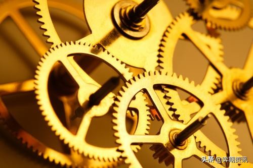 期货锁仓交易法赚钱技巧,怎样在期货市场赚钱