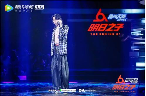 明日之子邓典点评,明日之子邓典唱perfect