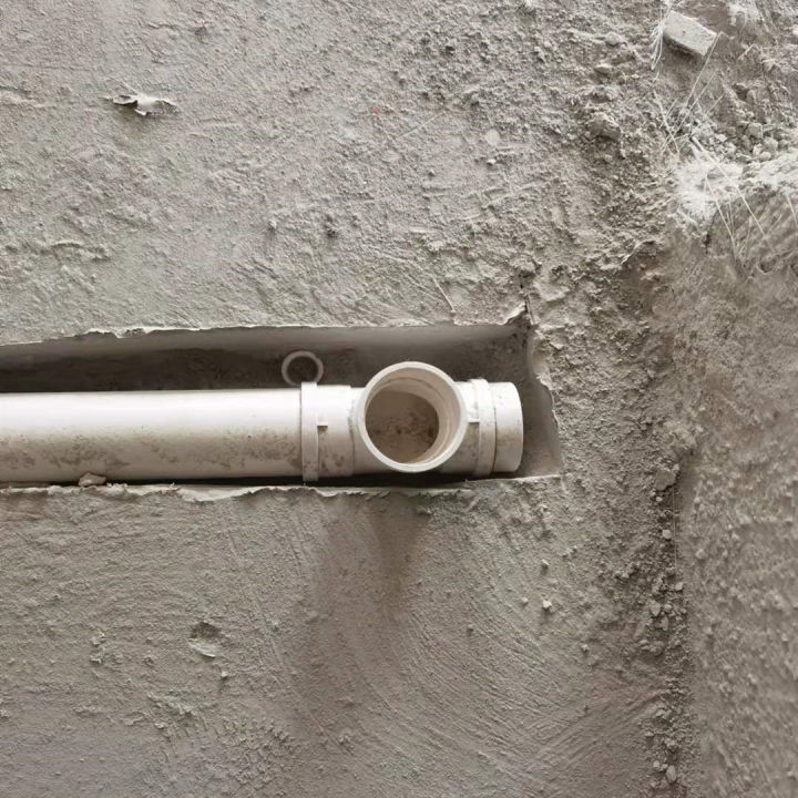 地漏和下水管之间没有接触,地漏和下水管之间有断层