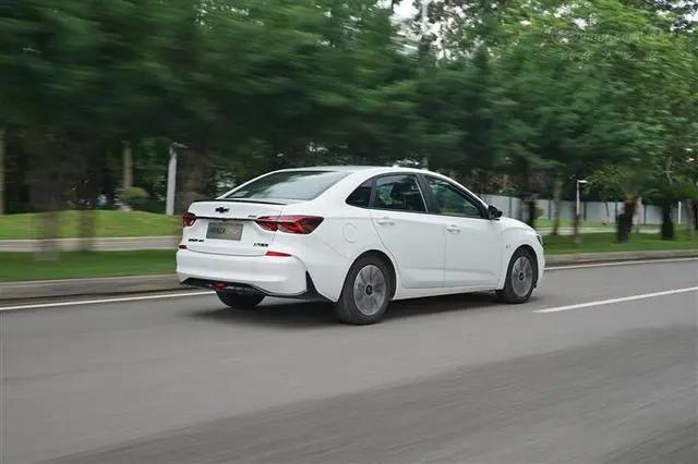 做更好的自己ted,雪佛兰科鲁泽1.0t轻混三缸试驾