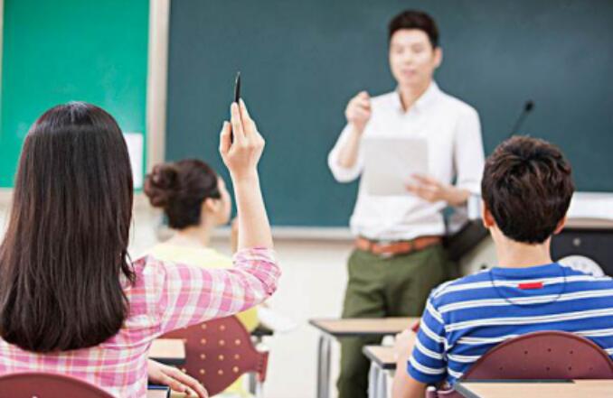 孩子在墙上涂鸦家长如何做,孩子喜欢在墙上涂鸦是怎么回事