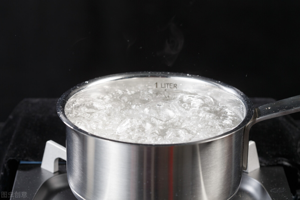 小孩烫伤怎么办6个急救处理方法,儿童烫伤的正确处理方法是什么