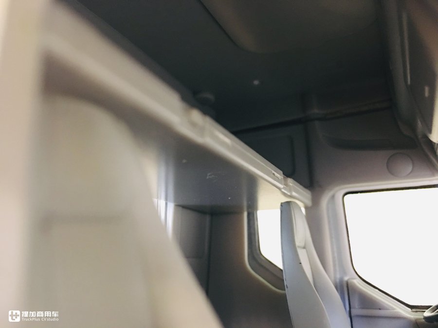 乘龙t7l600马力长头生活舱落地价,乘龙t7卡车最新款