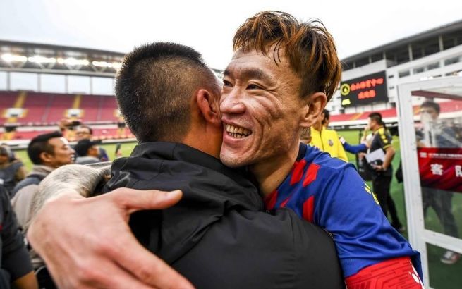 王栋踢过中冠么,王栋最新比赛