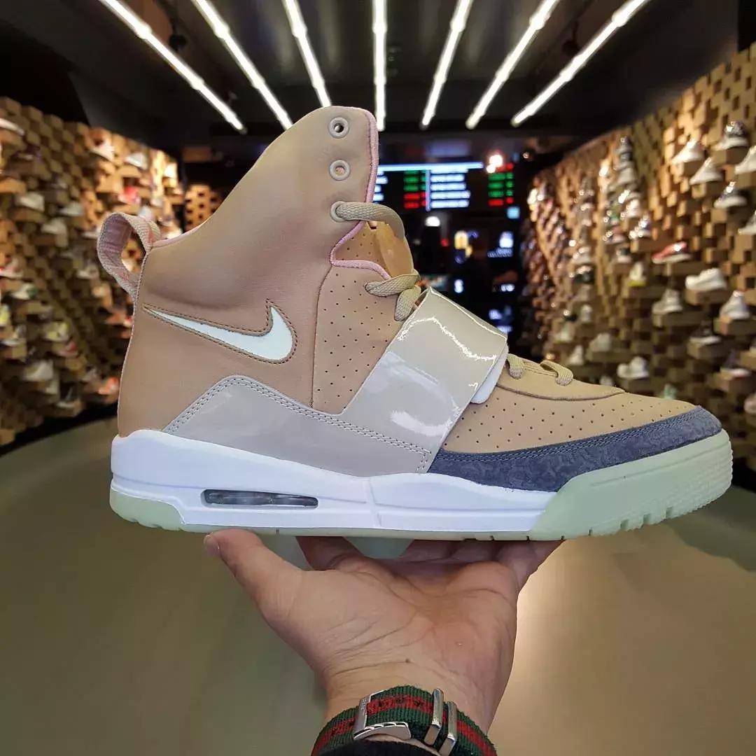 回顾椰子历史，细数NikeAirYezzy走过的配色。