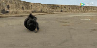 3个武行决定干自媒体，拿下7000万点击后，更穷了