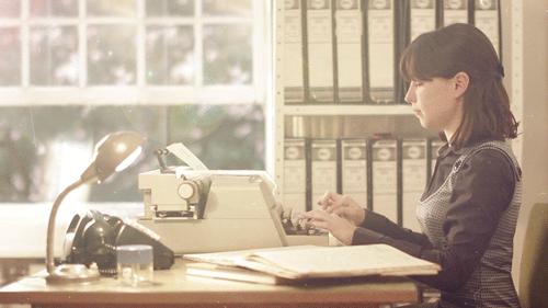 卡地亚知名系列,大牌唇膏美宝莲