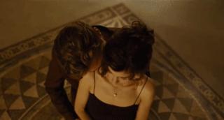 妙龄少女，我，为何通宵数钱？