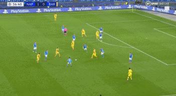 那不勒斯干爆巴萨后防,巴萨打不过拜仁