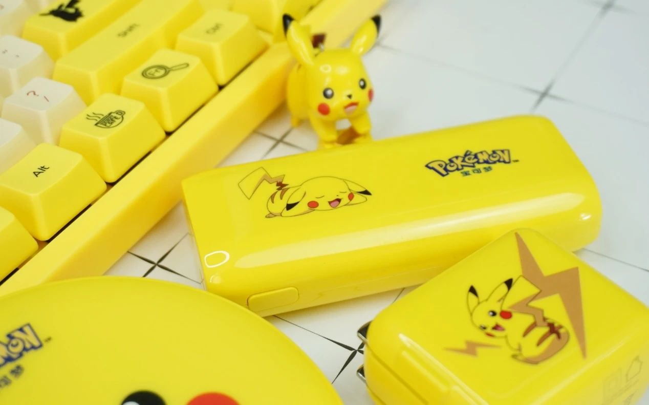 anker宝可梦充电器,anker18w小巧款充电宝测评