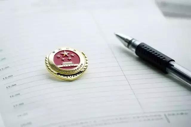 非法卖笑气5人被公诉后获刑,卖笑气被拘涉嫌非法经营