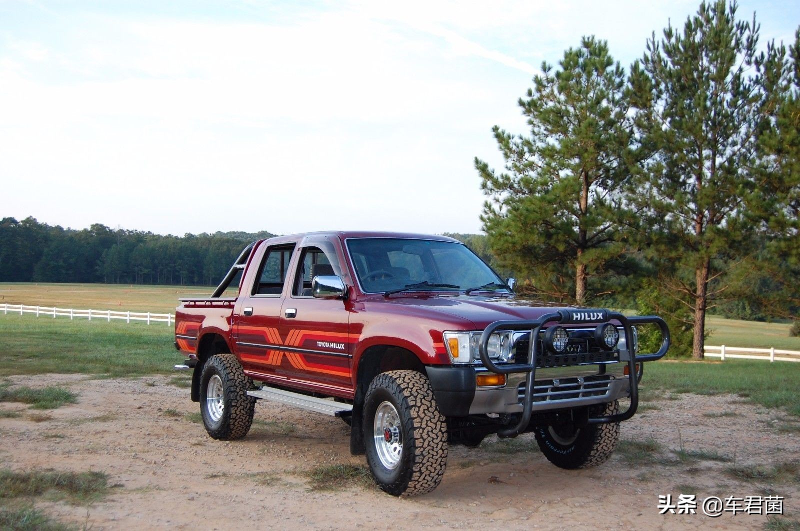 丰田hilux皮卡车,丰田老款皮卡hilux