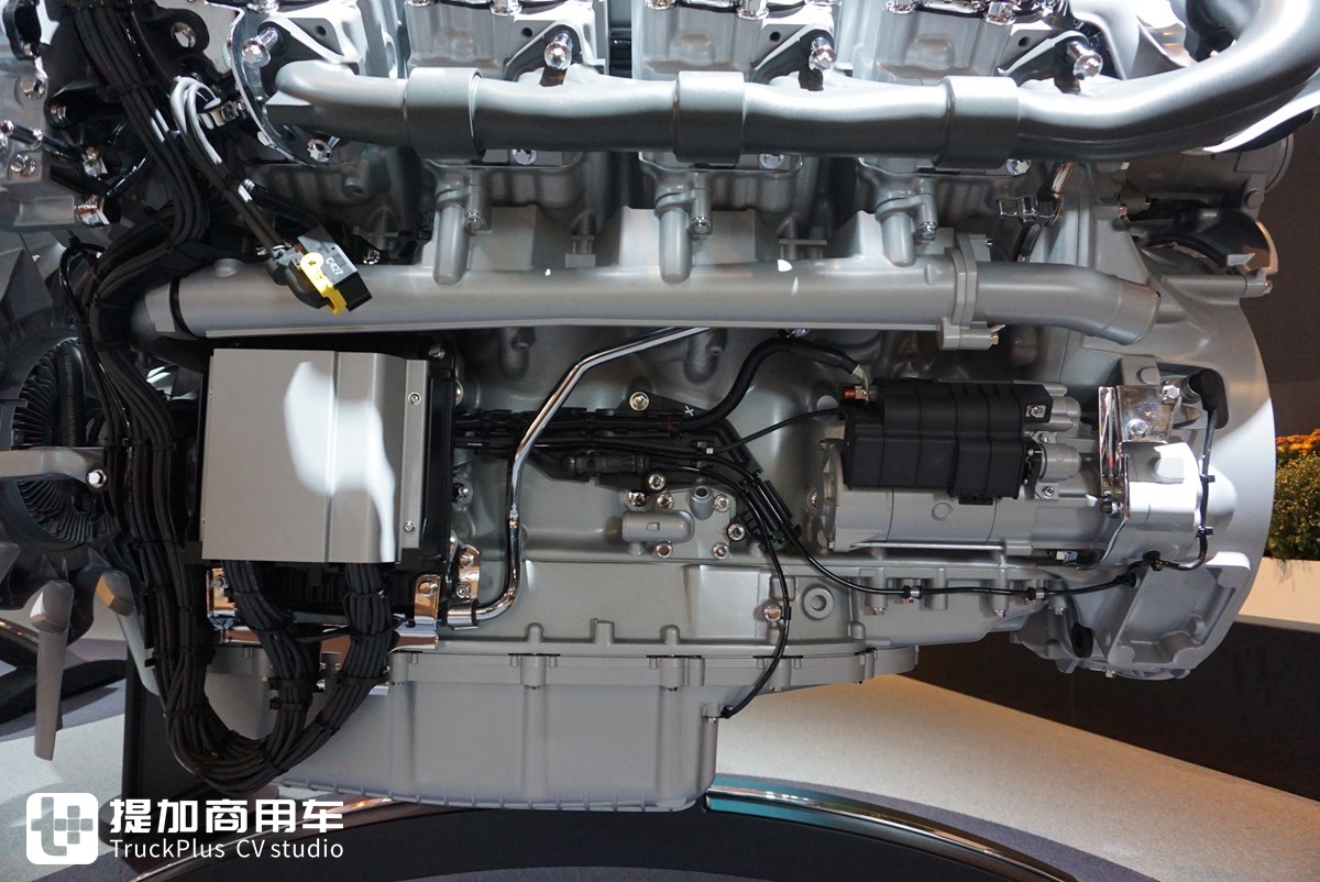 斯堪尼亚卡车的动力之王，730马力的V8发动机到底有多强？