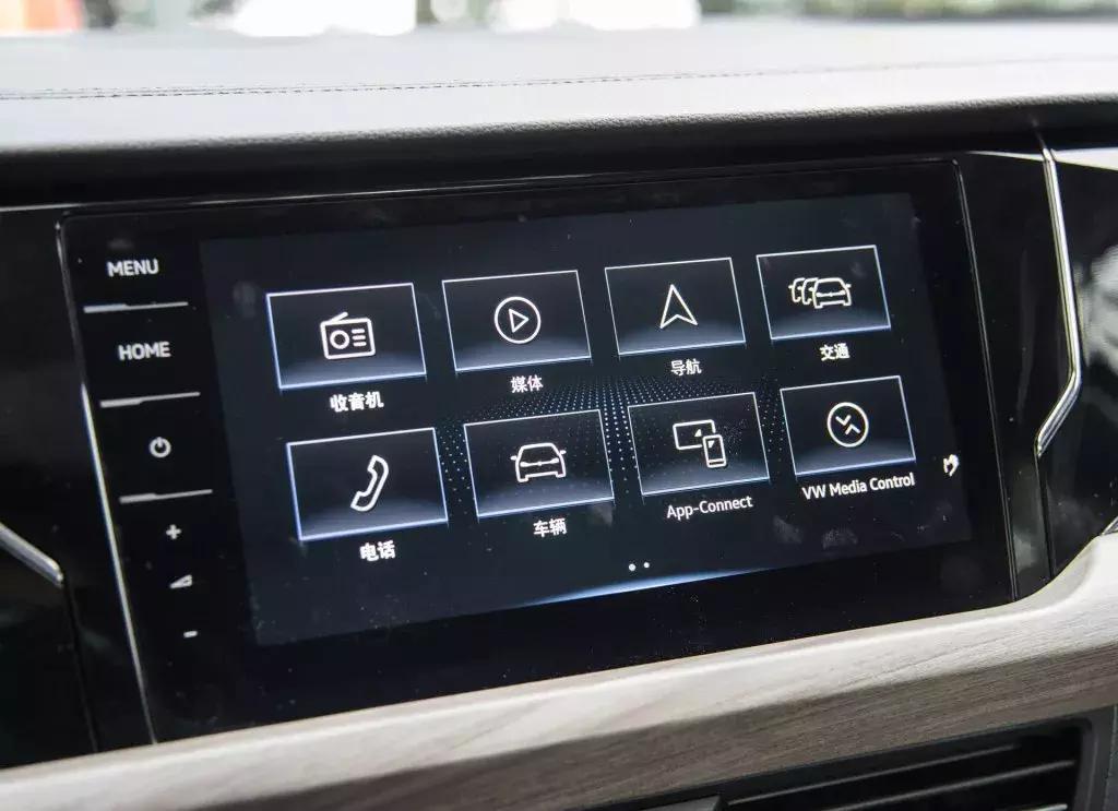 帕萨特330tsi尊贵版实测,帕萨特330豪华版试驾感受