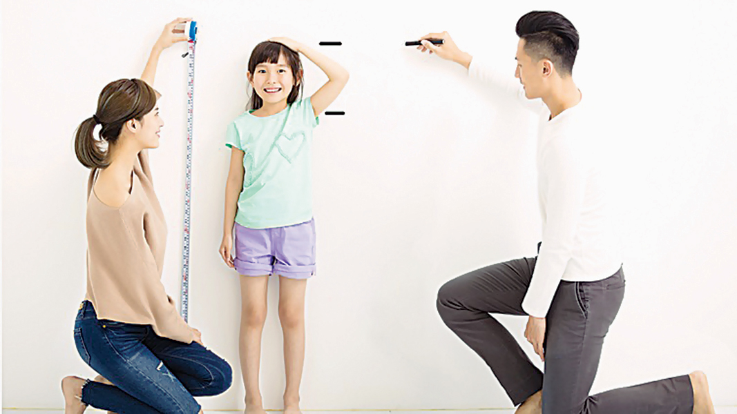 推荐高钙牛奶和钙片,补钙长高喝奶粉还是吃钙片