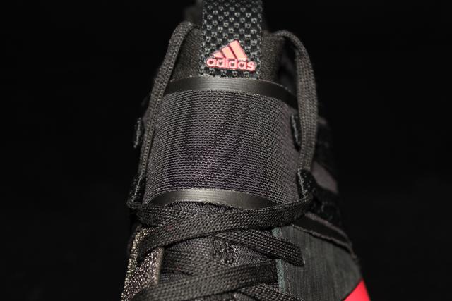 阿迪达斯WuchtboostP8.1球鞋测评