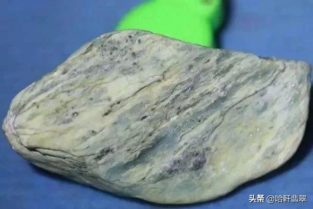 翡翠飘藓不好看吗,翡翠飘花跟不飘花差别