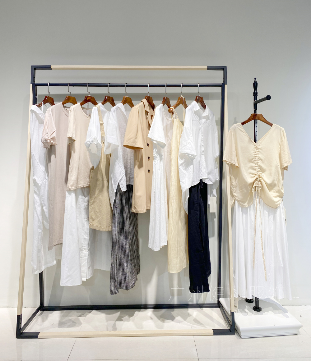 杭州四季青女装批发直播清仓,四季青女装清仓特价